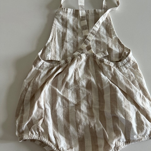 Rylee + Cru Chris Cross Stripes Romper - Picture 2 of 4